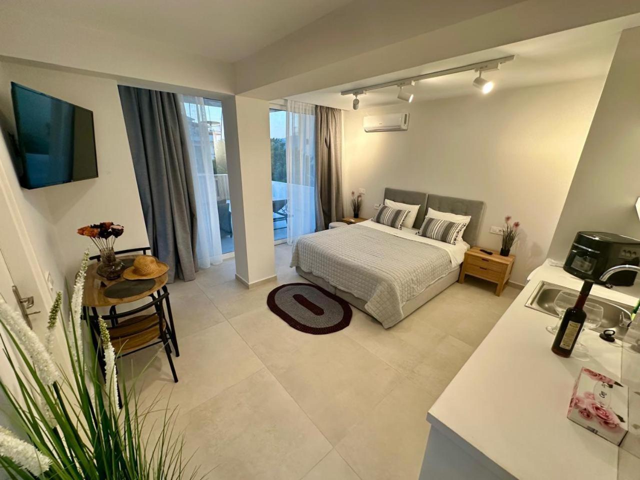 Amina Apartments 扎金索斯镇 外观 照片